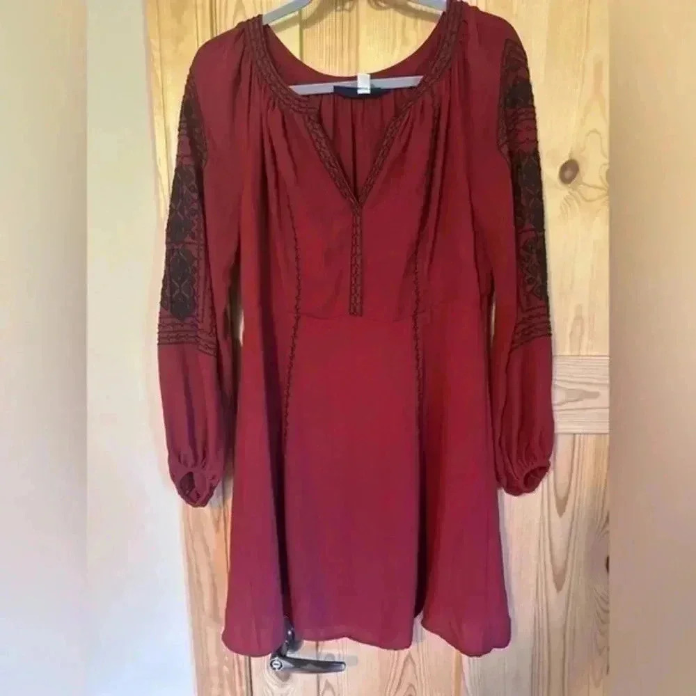Blue Rain Embroidered Button Up Dress Size Small